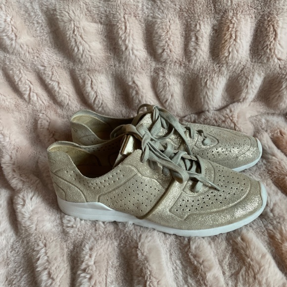 Ugg gold runners - Picture 5 of 6